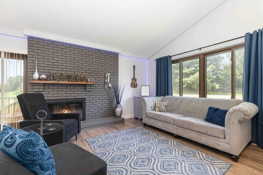 Large, Stunning Elvis Themed Condo,10 Min From Cvg Florence Exterior foto